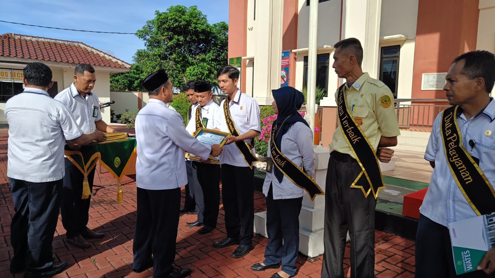 Penghargaan2