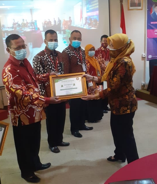 piagam rakerda2