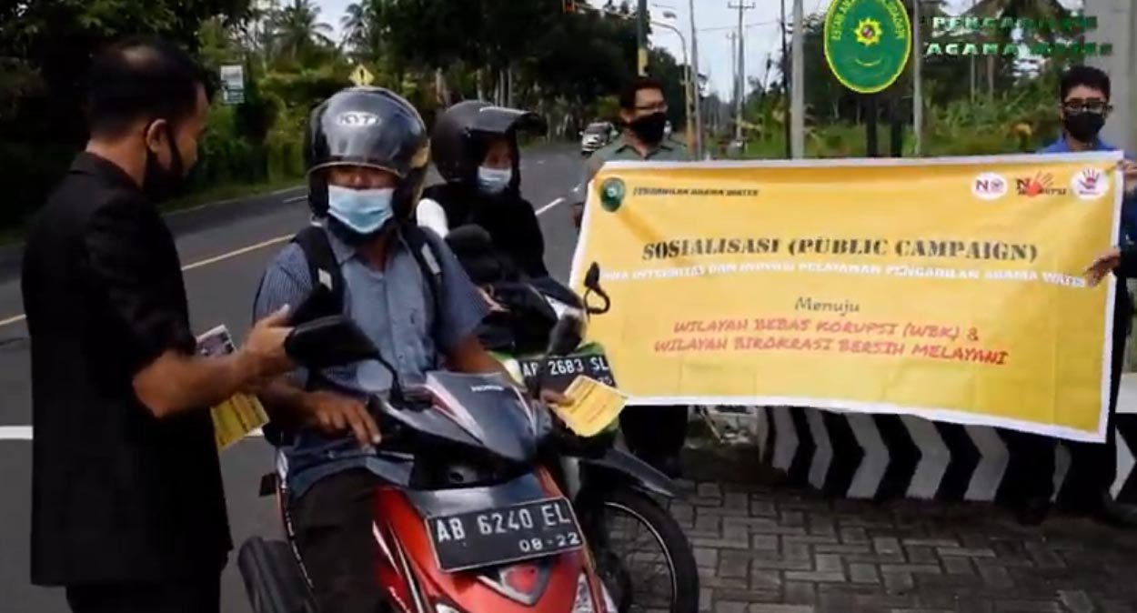 public campaign zi headline