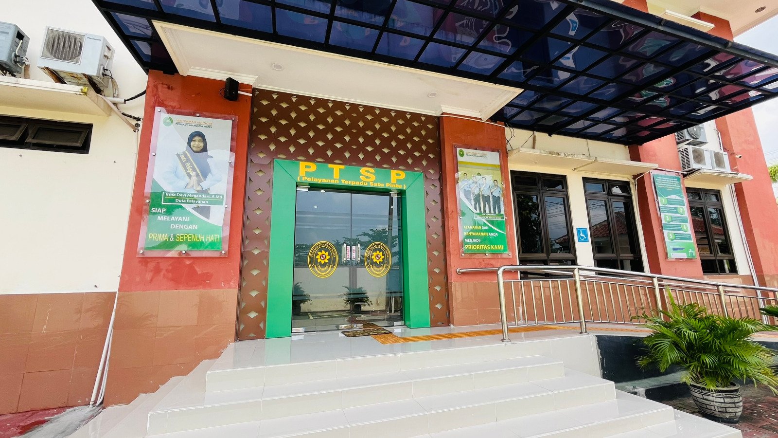 5. Pintu PTSP After