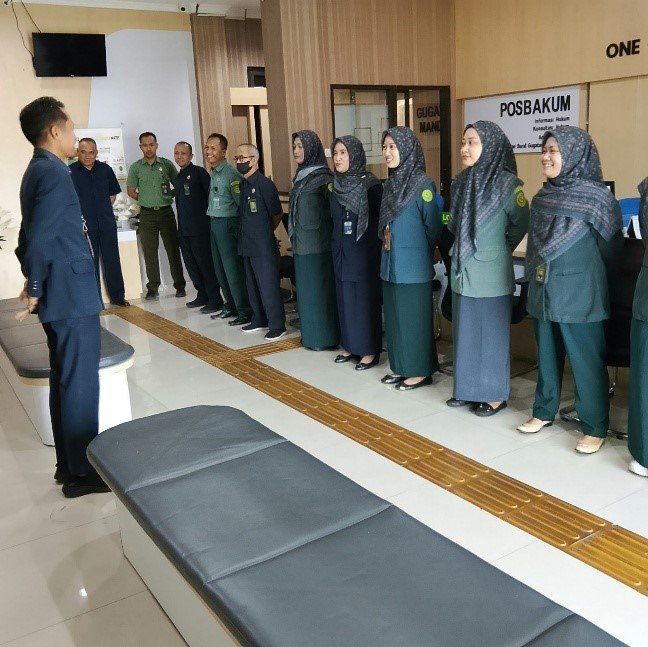 Briefing 14 Okt